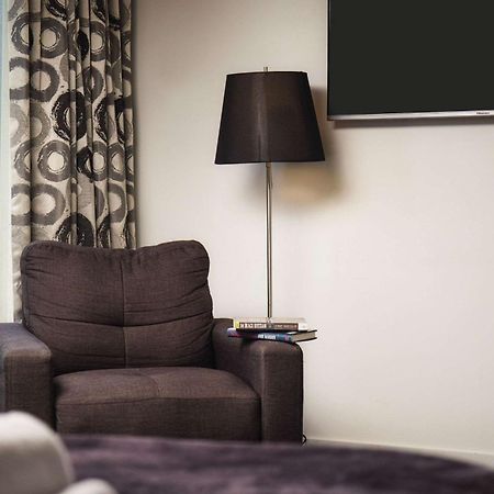 Comfort Hotel East Мелбърн Екстериор снимка