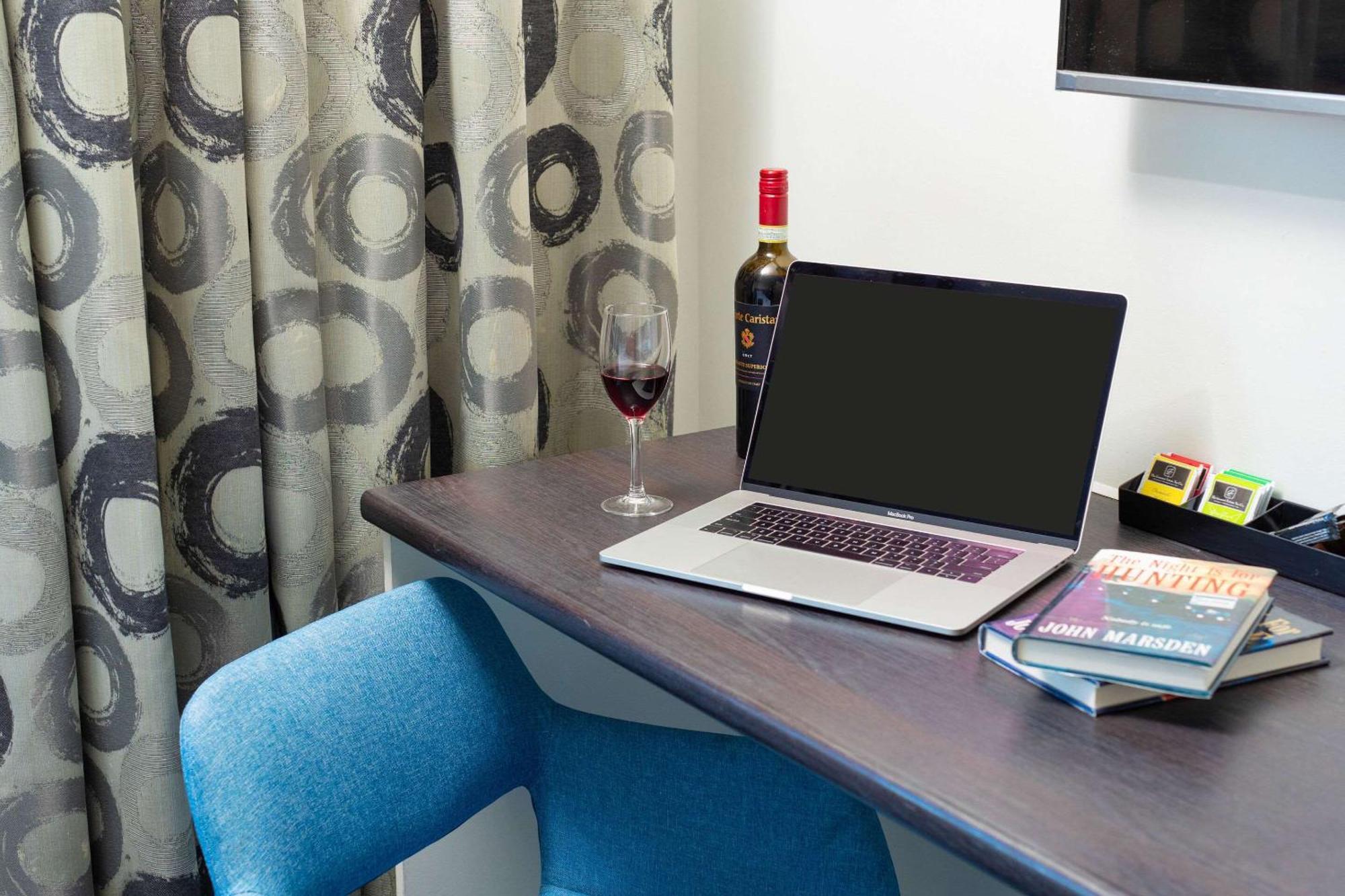 Comfort Hotel East Мелбърн Екстериор снимка