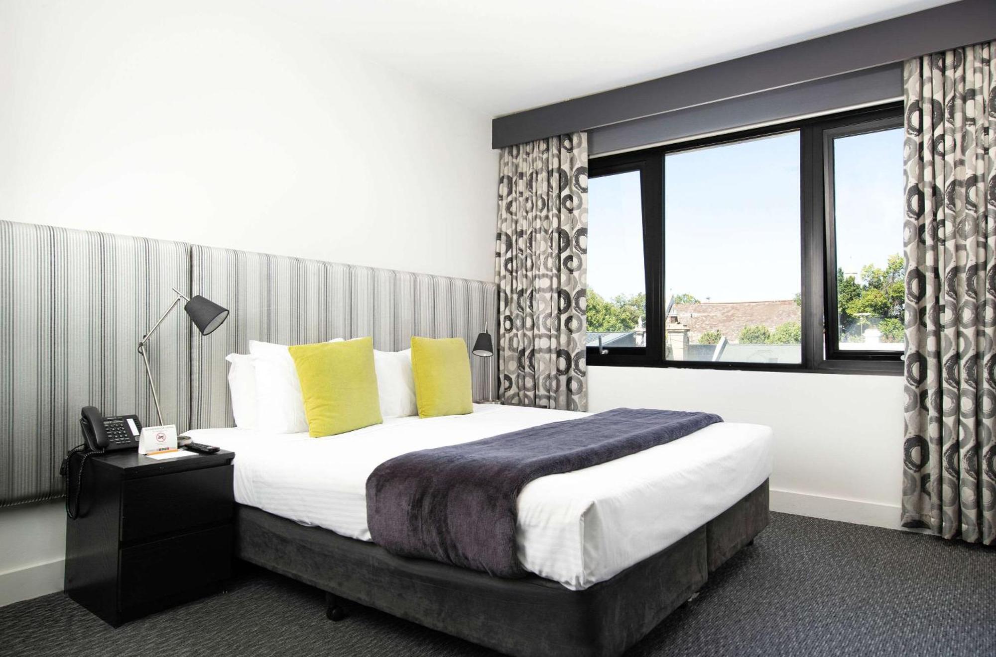 Comfort Hotel East Мелбърн Екстериор снимка