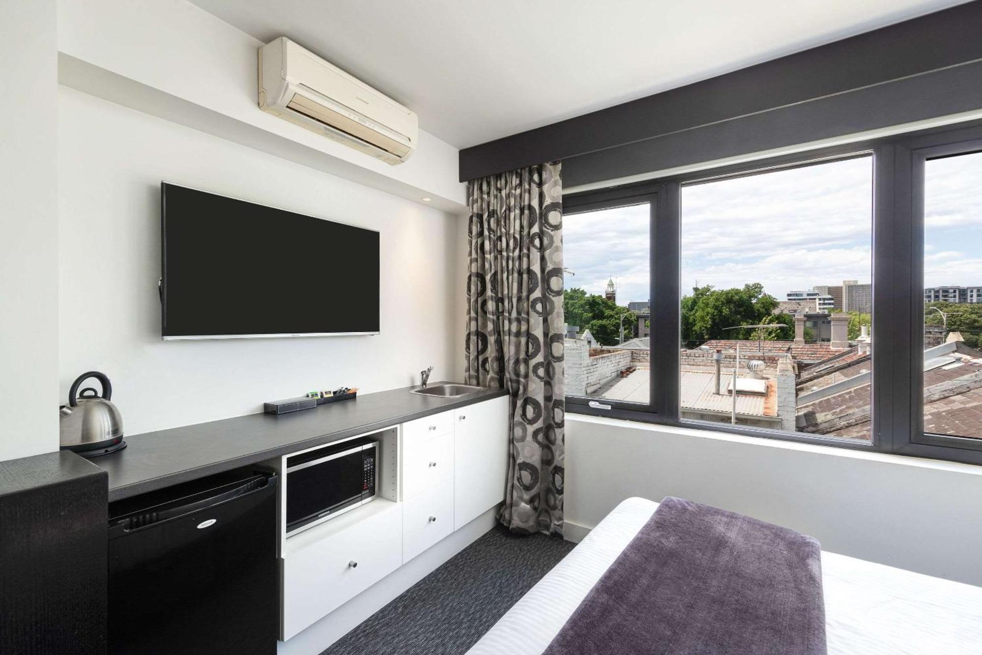 Comfort Hotel East Мелбърн Екстериор снимка