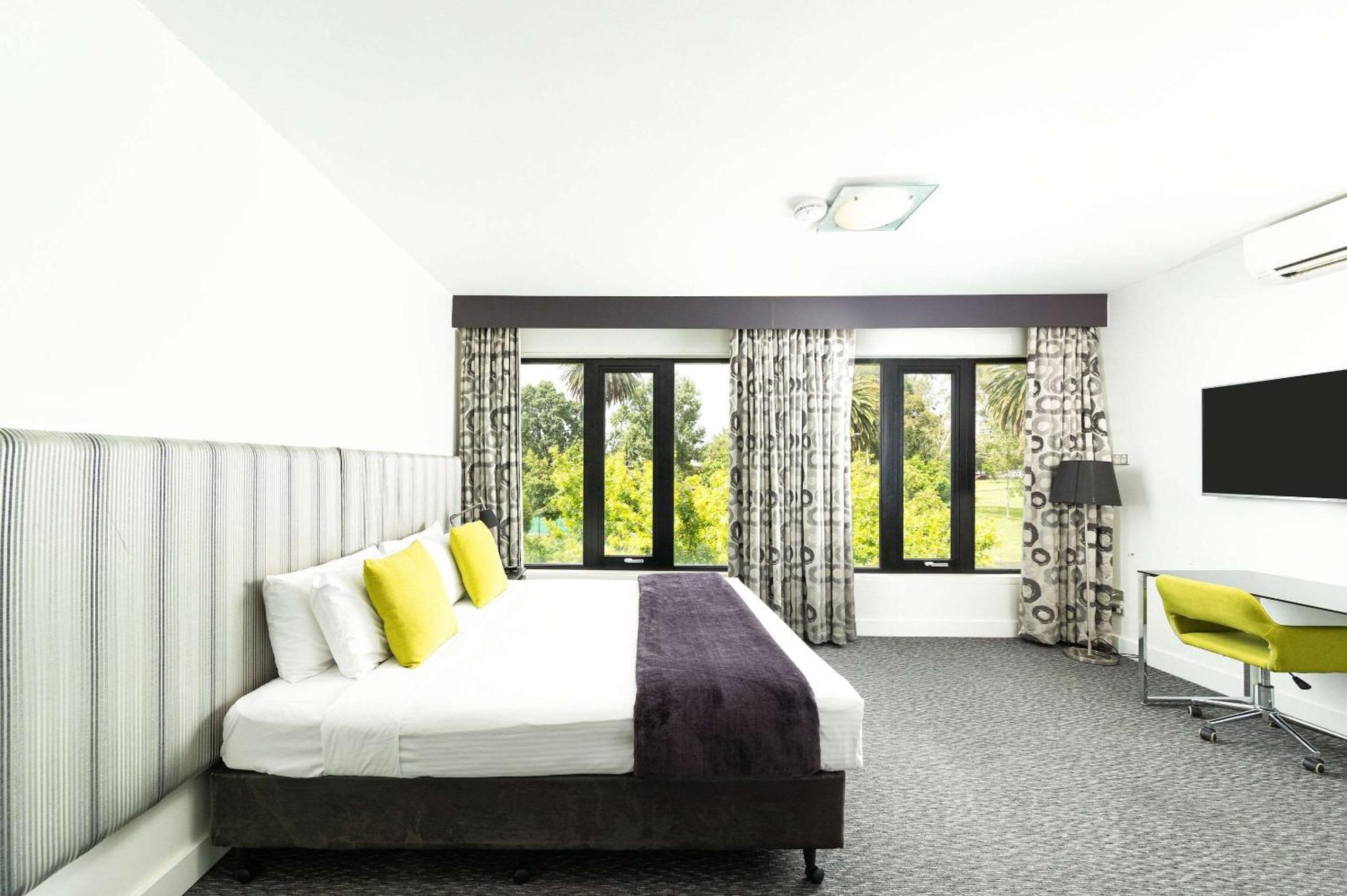 Comfort Hotel East Мелбърн Екстериор снимка