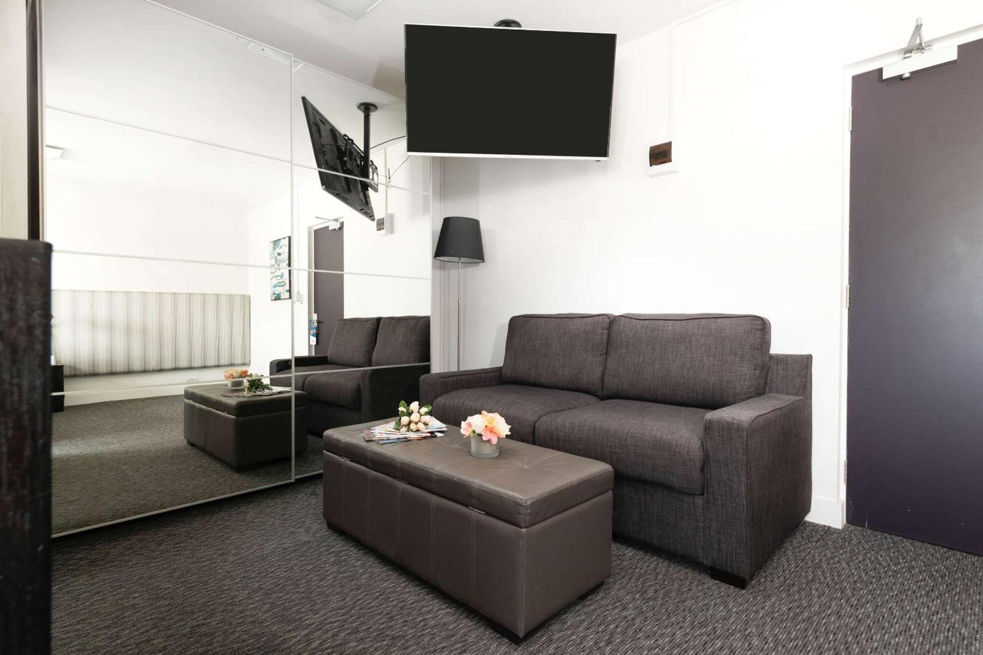 Comfort Hotel East Мелбърн Екстериор снимка